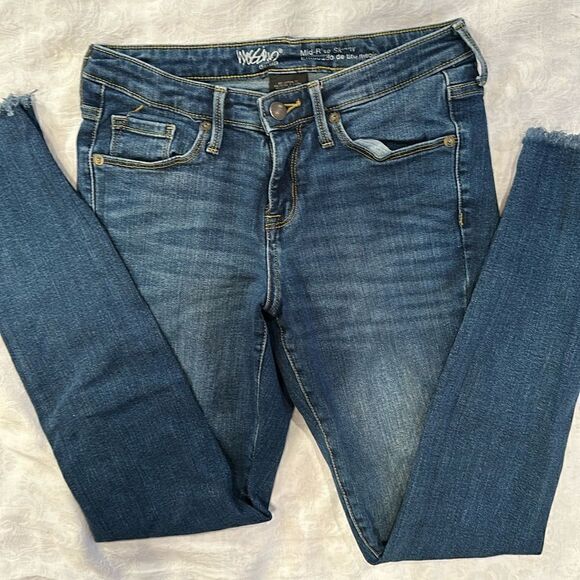 Mossimo Blue Jeans Skinny Stretch Leg Mid Rise Jeans Womens Size 2/26 - Picture 1 of 13